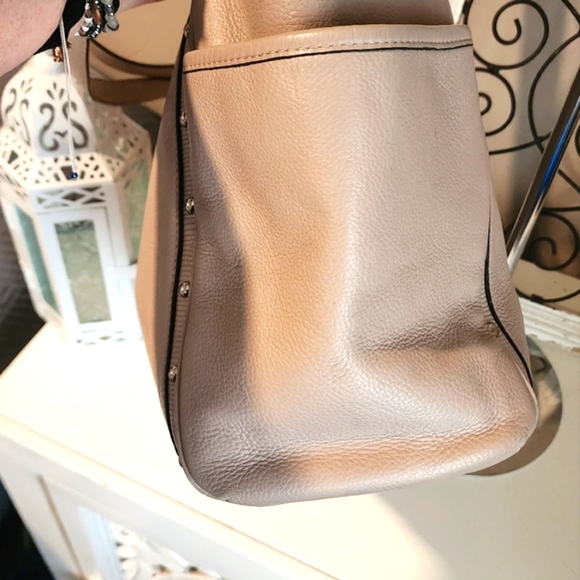 Coach Park Carrie Putty Beige Studded Rivets Tote Bag - Picture 3 of 7